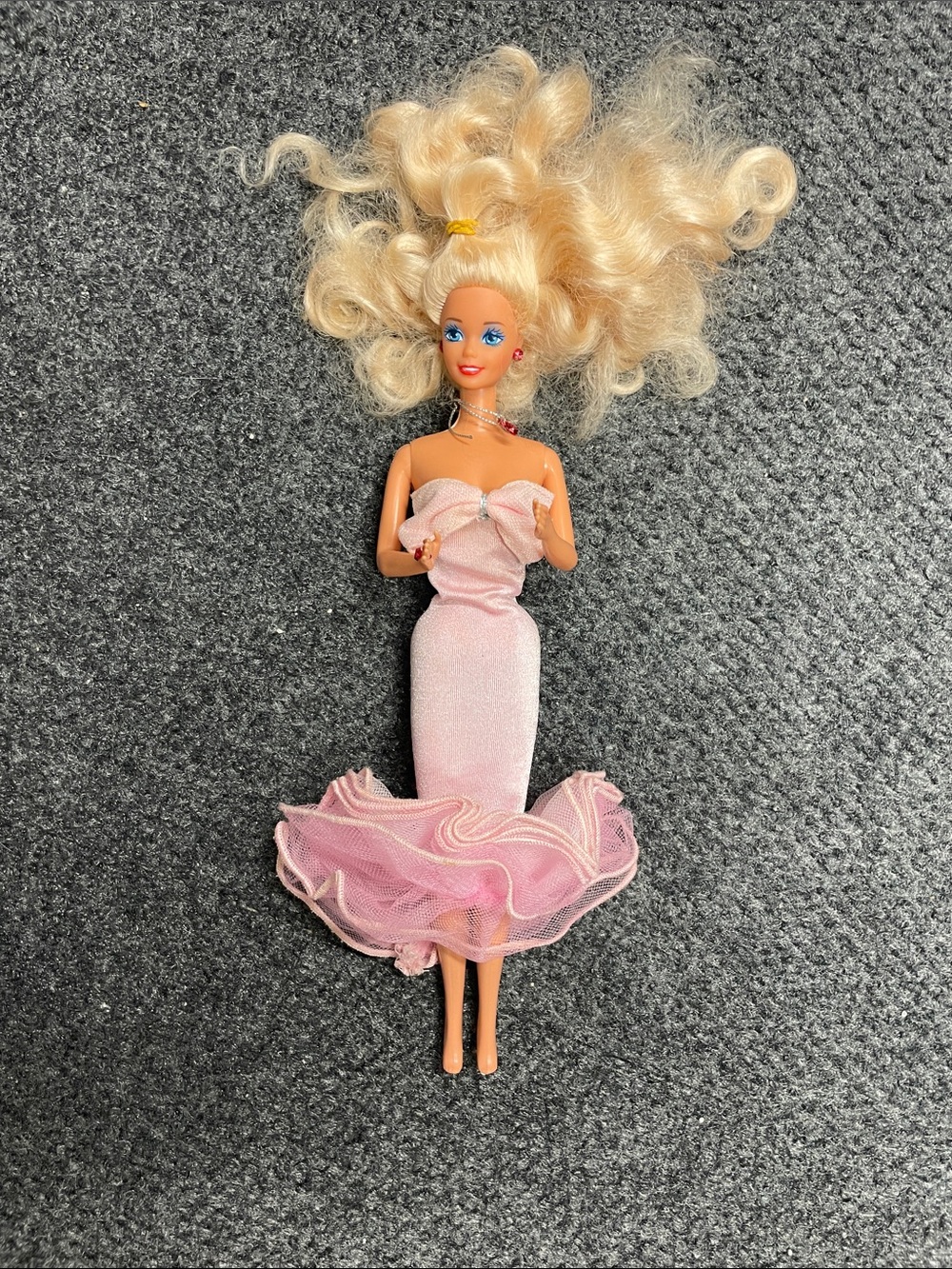 Vintage 1987 Perfume Pretty Barbie Mattel Pink doll outfit